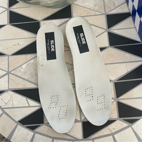 GOLDEN GOOSE
Men's Superstar Camo Mid-Top Sneakers - Picture 13 of 14